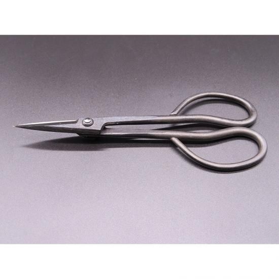 Tijeras Satsuki – Acero al carbono para uso diario